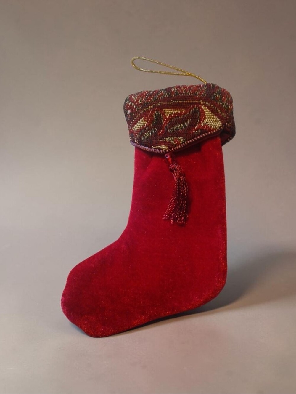 Tapestry Miniature Stocking With Tassel 7-inch